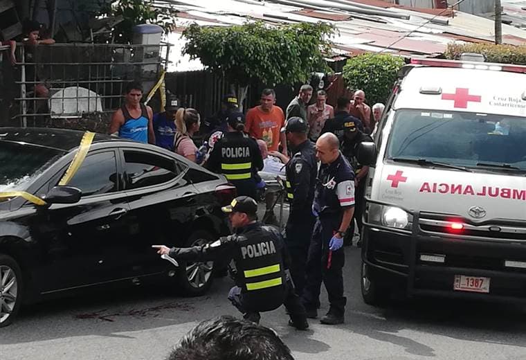 Hombre fue herido de bala este sábado en Cinco Esquinas de Tibás