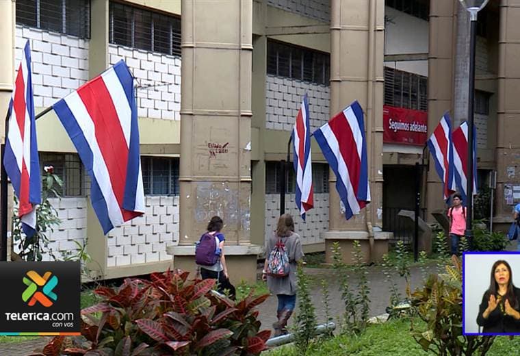 UCR abrió investigación por supuestos mensajes pedófilos de médicos residentes