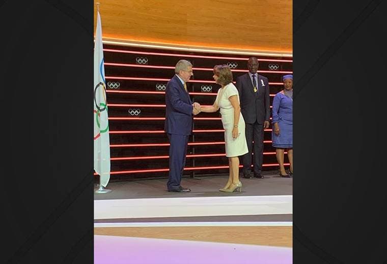 Laura Chinchilla es nombrada oficialmente miembro del COI