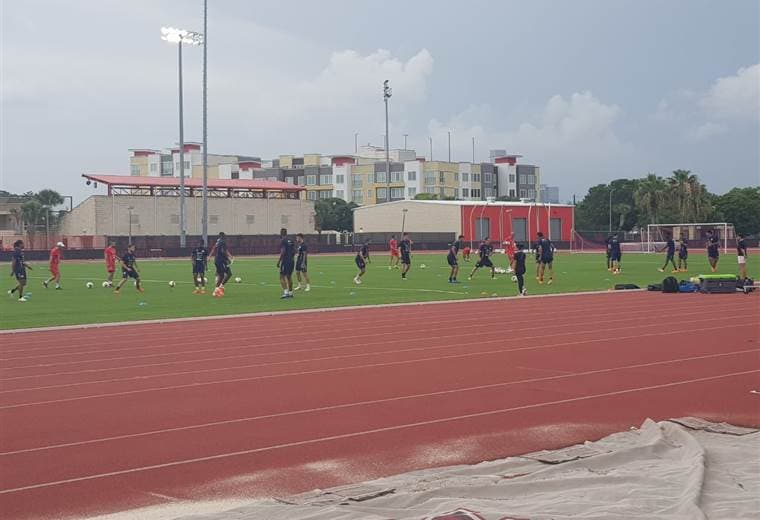 Entrenamiento de La Sele en Houston