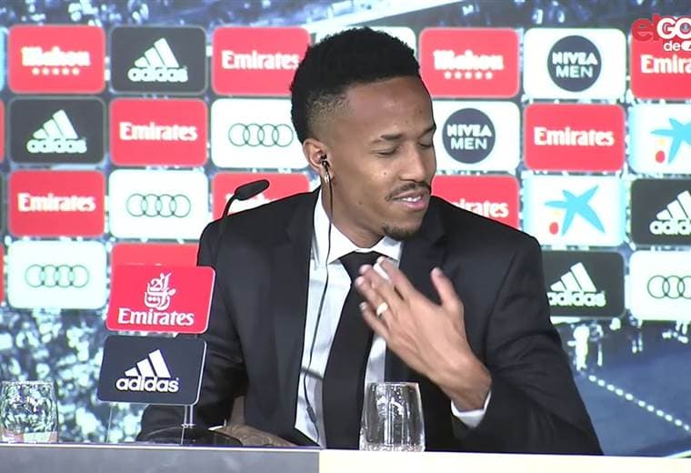Eder Militao se marea durante su presentación con el Real Madrid | Youtube