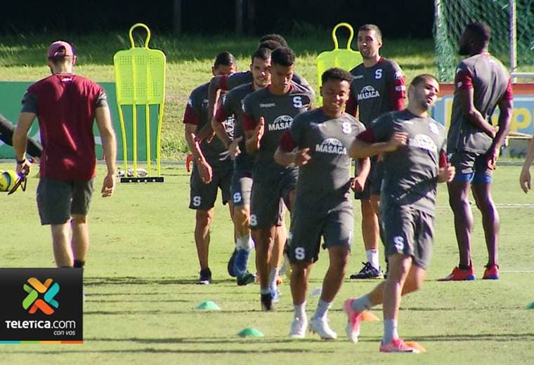 Saprissa busca recuperar a nueve jugadores antes del inicio del torneo