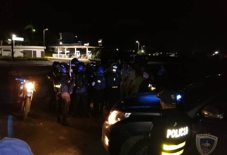 Operativo de Fuerza Pública permitió que camiones cisterna con gasolina pudieran trasladarse al GAM