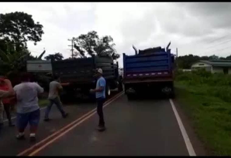 Bloqueos en Muelle, San Carlos
