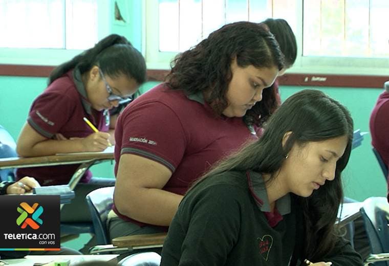 MEP permitiría cambios de sede para garantizar aplicación de prueba de redacción este martes