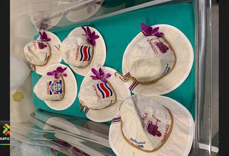 Hospital de Liberia recibe a recién nacidos con chonetes y fajas de cuero