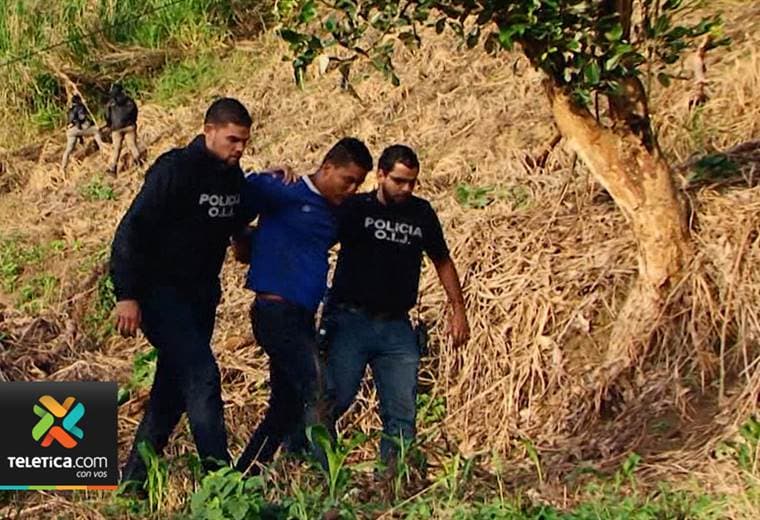 Hermanos detenidos por asaltar en mirador contactaban a sus víctimas por la red social Badoo