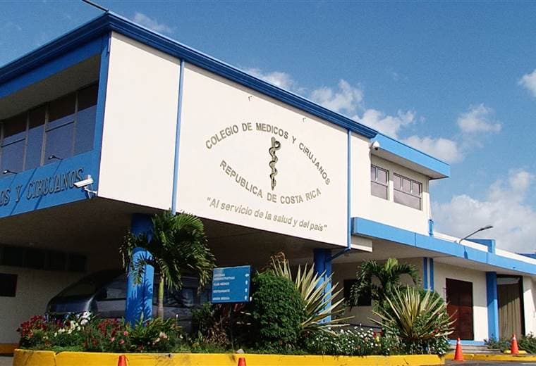 Siete especialistas de la caja no podrán ejercer tras perder apelaciones del examen de la UCR