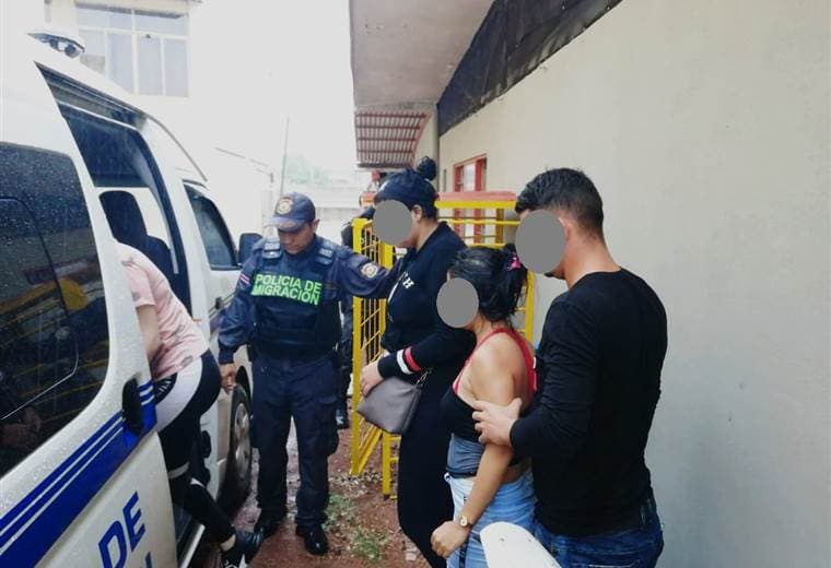 Policía de Migración detuvo a un costarricense por tráfico ilícito de cubanos