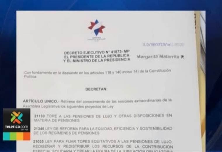 Proyectos de pensiones de lujo tienen vicios de inconstitucionalidad, advierte exsuperintendente