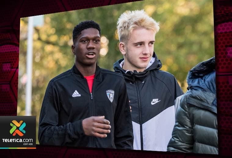 Saprissa contrató a joven estadounidense con origen nigeriano