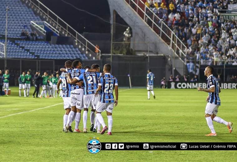 Gremio, tres veces campeón de la Libertadores, goleó en Asunción a Libertad por 3-0 | Facebook en Gremio