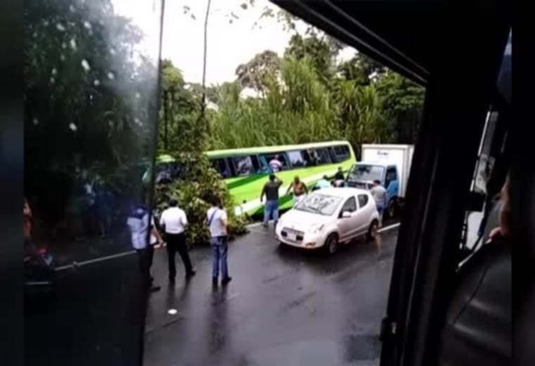 Colisión de autobus