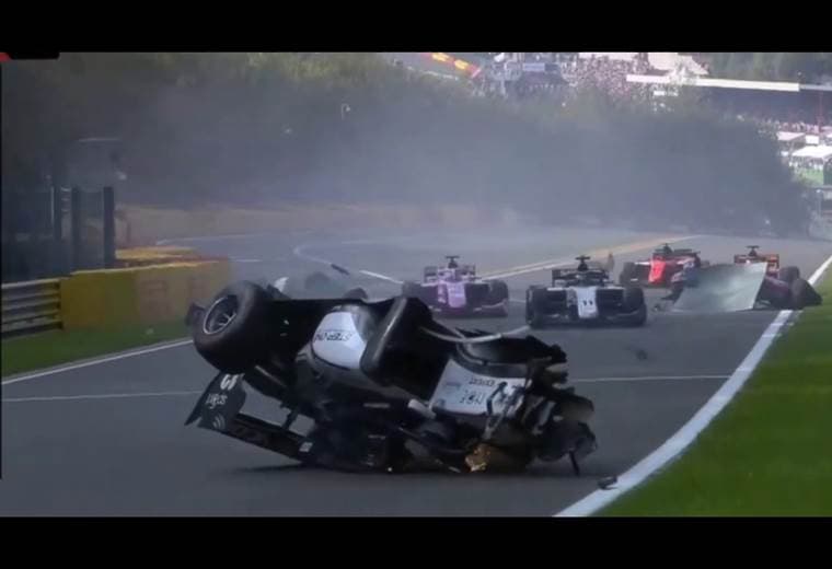 Accidente espectacular en carrera de Fórmula 2 en Bélgica | Youtube