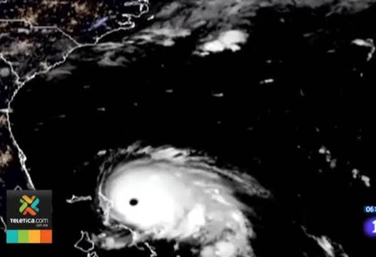 Costarricenses radicados en ese país se mantienen atentos a la trayectoria del fenómeno