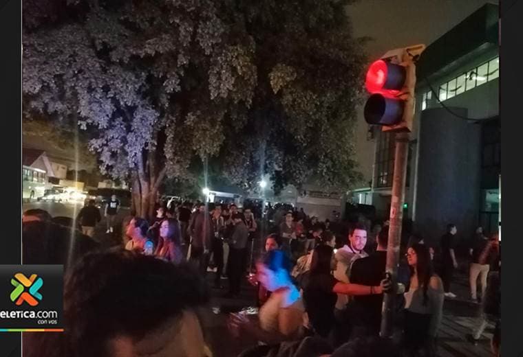 Alerta de explosivo evacuan edificios