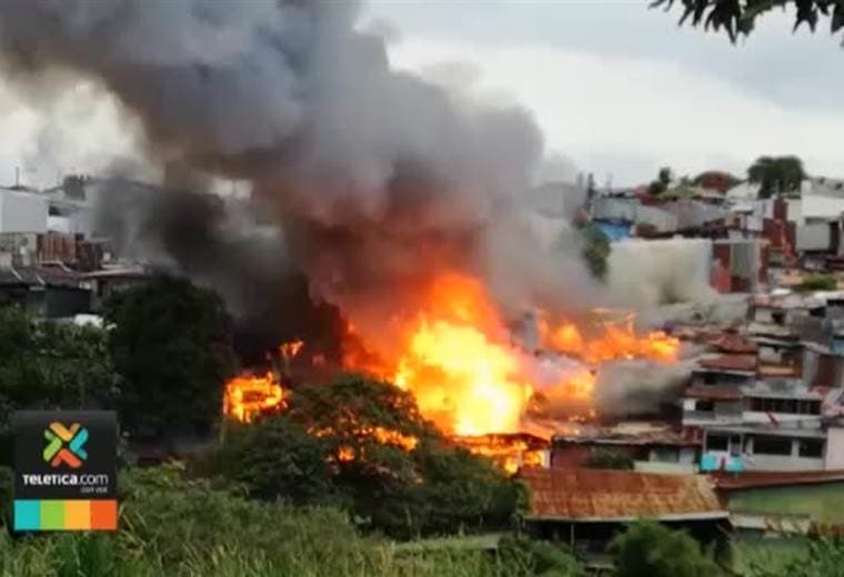 Emergencia ocurrida en precario El Pochote podría replicarse en más de 400 lugares en todo el país