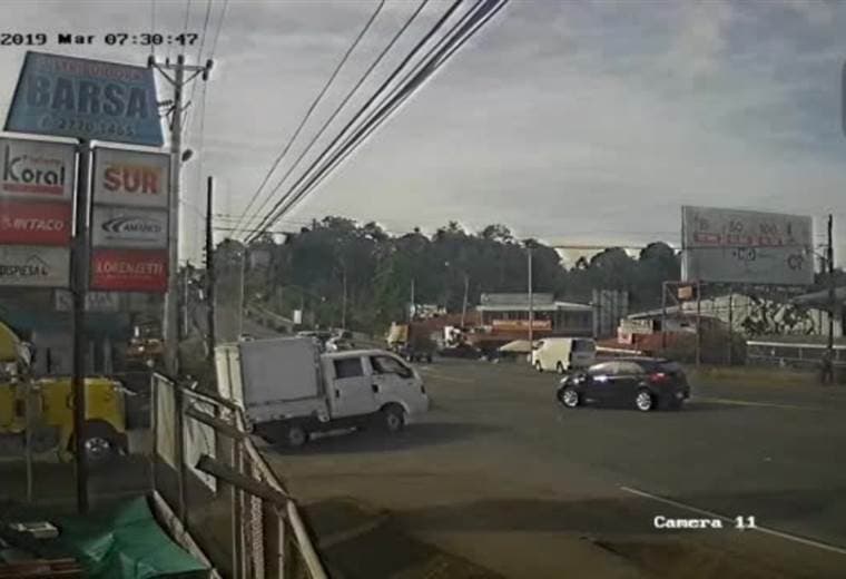 Impactante accidente en Pérez Zeledón quedó grabado en cámara de seguridad
