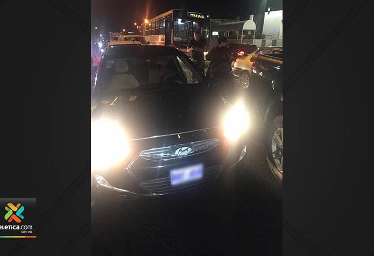 OIJ detuvo en Pavas a dos sujetos que robaron un carro en Heredia