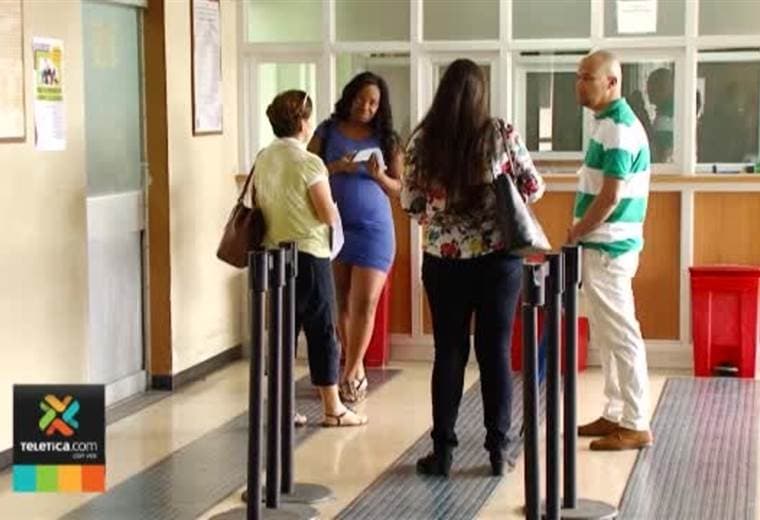 Todos los días se atiende al menos diez mujeres y cinco hombres con problemas de fertilidad