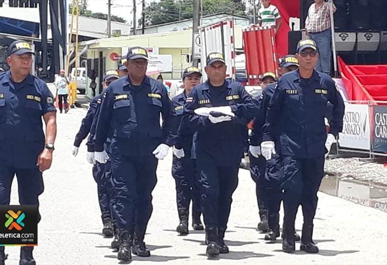 Panamá realiza acto protocolario de cambio de banderas con Fuerza Pública de Costa Rica