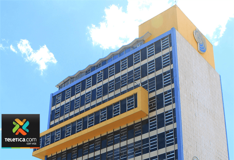 Directivos de la CCSS podrían discutir hoy reforma al IVM