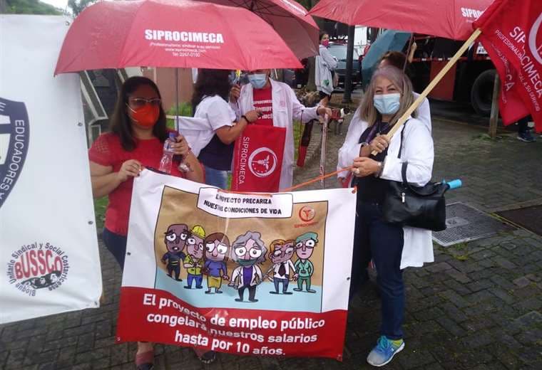 “Sabemos qué es lo que hay que hacer”, dice Albino Vargas tras votación de empleo público