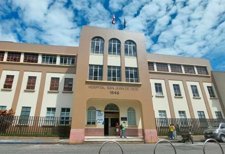 Alerta: Hospital San Juan de Dios reporta 98% de ocupación en camas COVID-19
