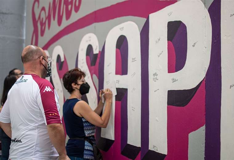 Saprissa festeja sus 87 años con tremenda fiesta que incluye hasta caravana