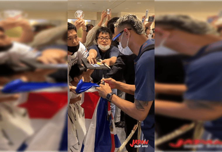 Keylor Navas en Japón.