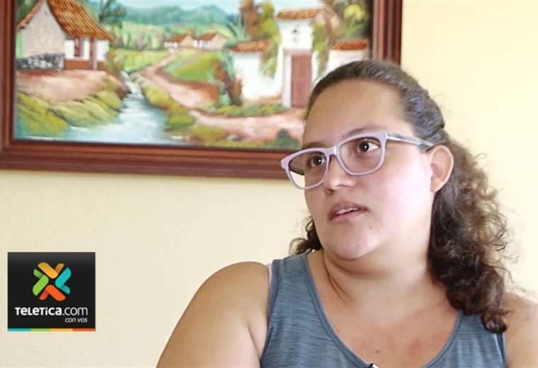 Asegurada denuncia que lleva más de un año esperando resultados de exámenes de mama