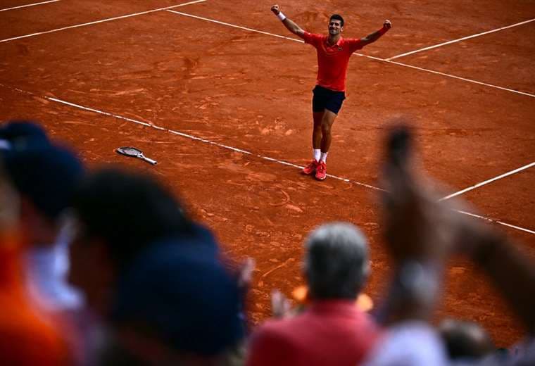 Pese a los contratiempos, Djokovic vuelve a ser un 'animal competitivo' en Roland Garros
