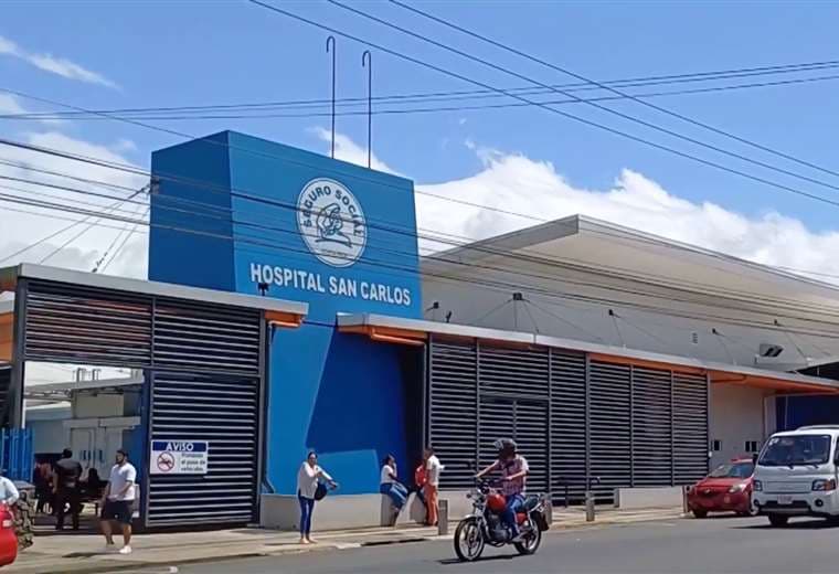 Sindicato de Enfermería advierte de colapso en emergencias de Hospital San Carlos