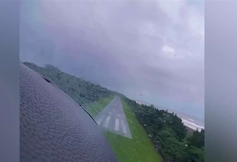 ¿Por qué avioneta accidentada en Pico Blanco modificó su plan de vuelo original?