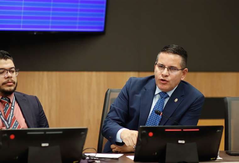 “Los cargos son falsos y de mala fe”, dice Fabricio Alvarado ante nueva denuncia de acoso