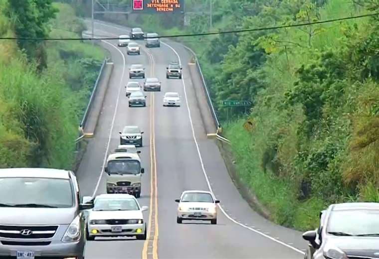 Ruta 27 contará con carril reversible para regreso de vacacionistas este lunes