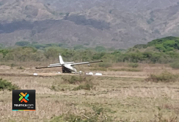 OIJ halla avioneta abandonada cerca de arrozal en Guanacaste