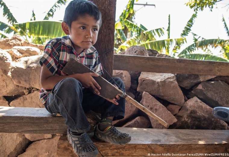 México: Hay 250 mil niños en riesgo ante criminales