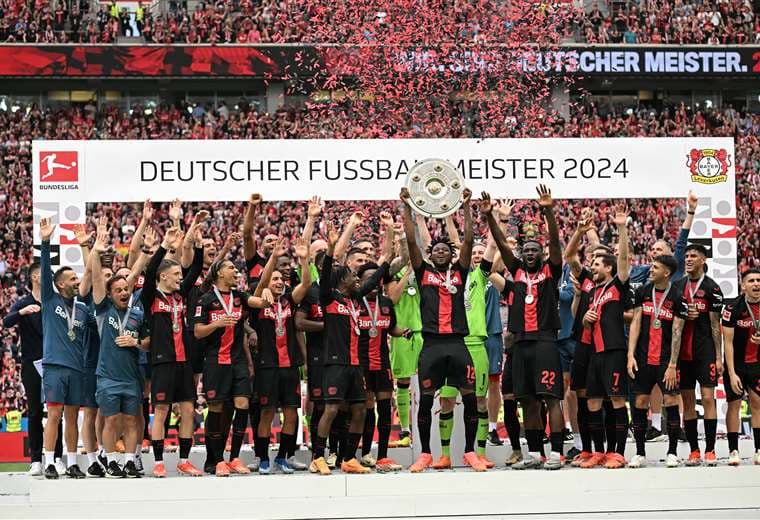 Bayer Leverkusen se convierte en el primer equipo en terminar invicto una Bundesliga