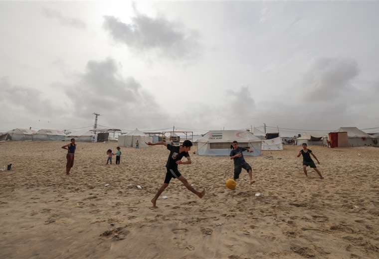 En la Franja de Gaza, el fútbol para olvidar la guerra