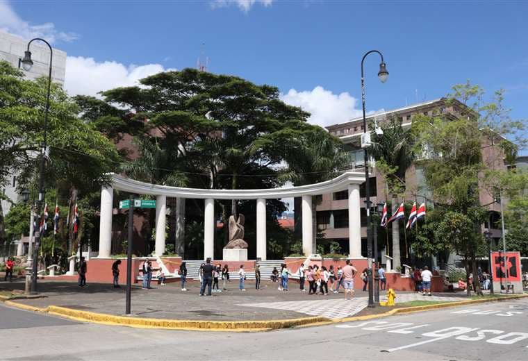 ¿Por qué el TSE rechaza candidaturas por incumplir requisitos que no están en la Constitución?