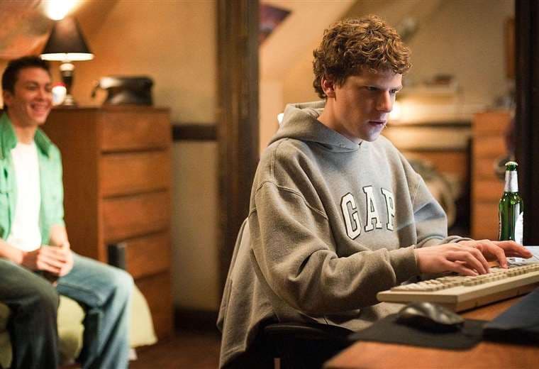 La película que hace 15 años predijo el impacto que tendrían las redes en nuestras vidas