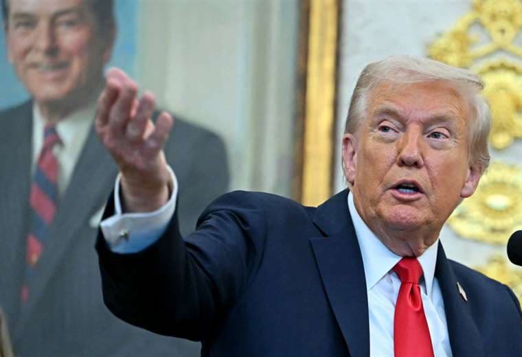 Donald Trump anuncia incremento del 10% de aranceles a Canadá