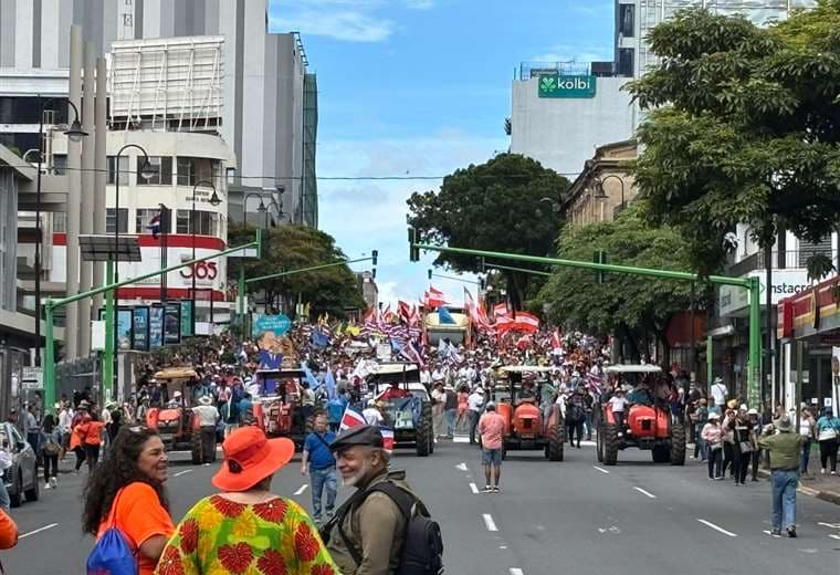 Valeria Martínez | Telenoticias