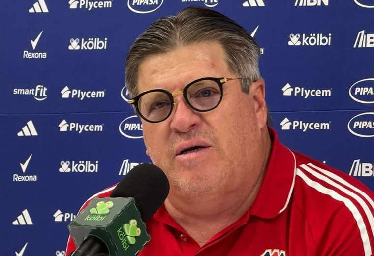 Miguel Herrera reconoce que hay “varias dudas” para el partido ante Honduras