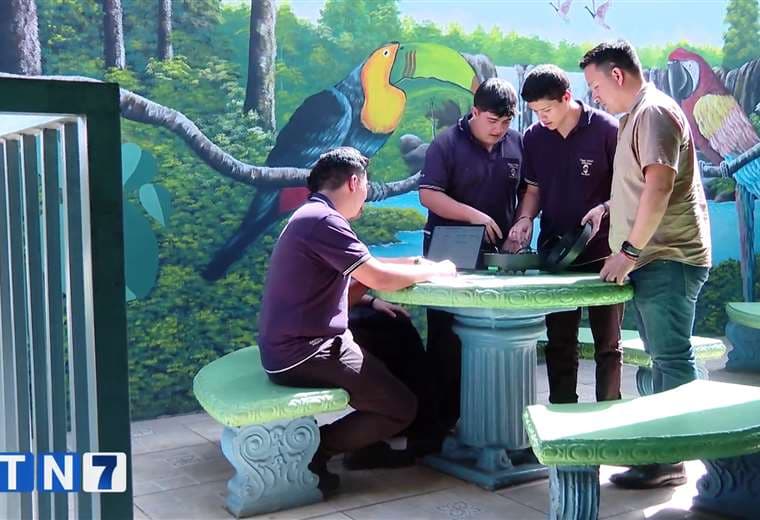 Proyecto agrícola de estudiantes del Colegio Don Bosco gana reconocimiento internacional