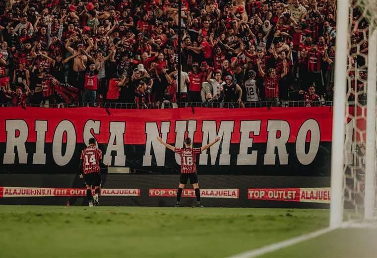 ¡Desahogo rojinegro! Así festejaron los protagonistas al título 31 de la Liga