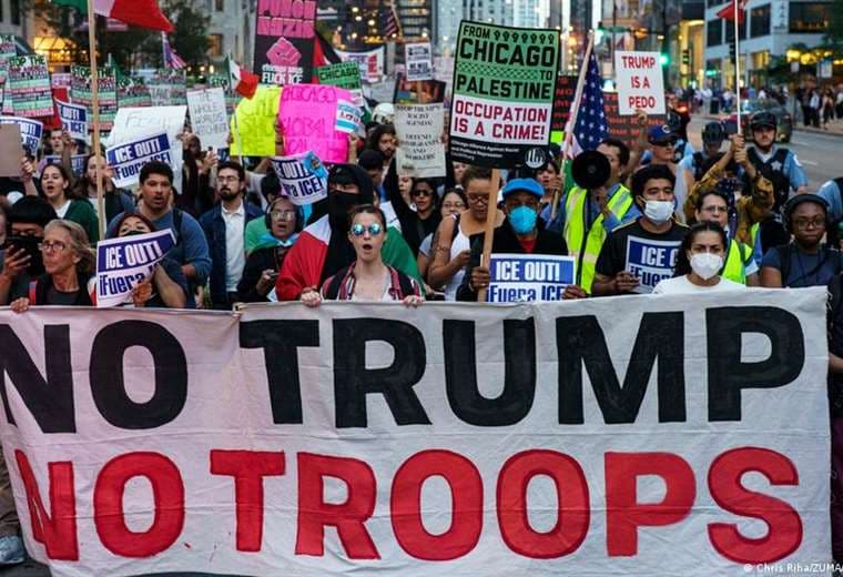 Corte Suprema bloquea despliegue de la Guardia Nacional en Chicago