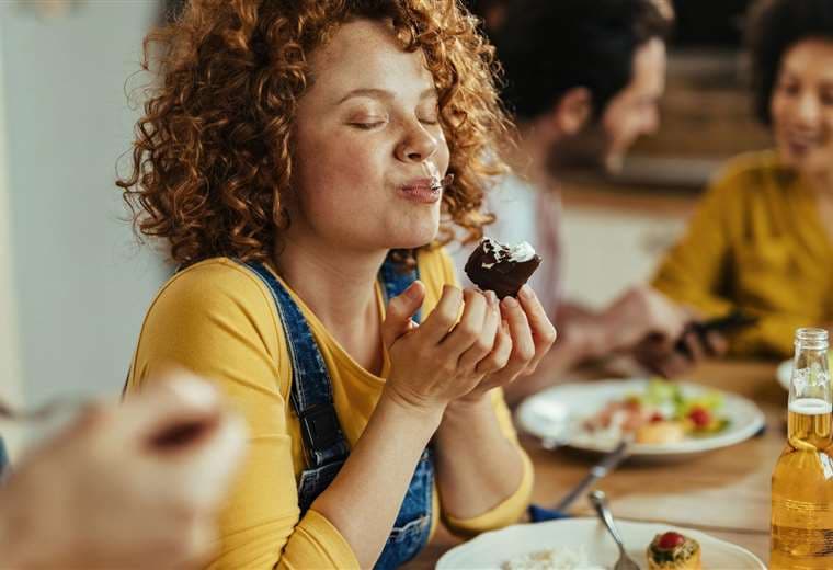 ¿Por qué aunque estemos llenos siempre nos queda espacio para el postre?