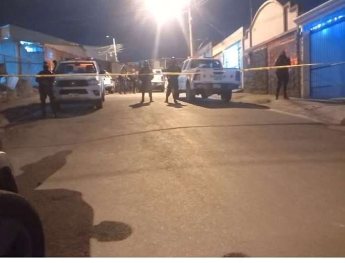 Gemelos de 16 años atacados a balazos en Cartago: uno murió y el otro está grave